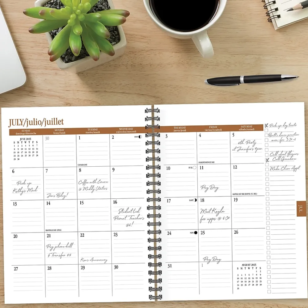 2025 Planners|Willow Creek 2025 Chambray Stripe 6.5" x 8.5" Weekly Planner (48818)